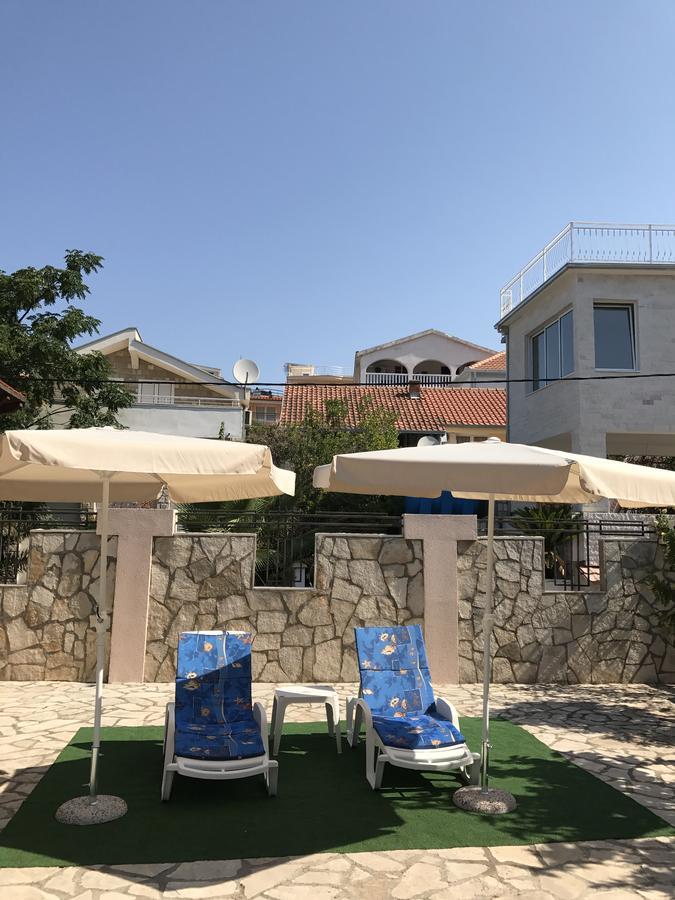 Villa Diana Утеха Екстериор снимка