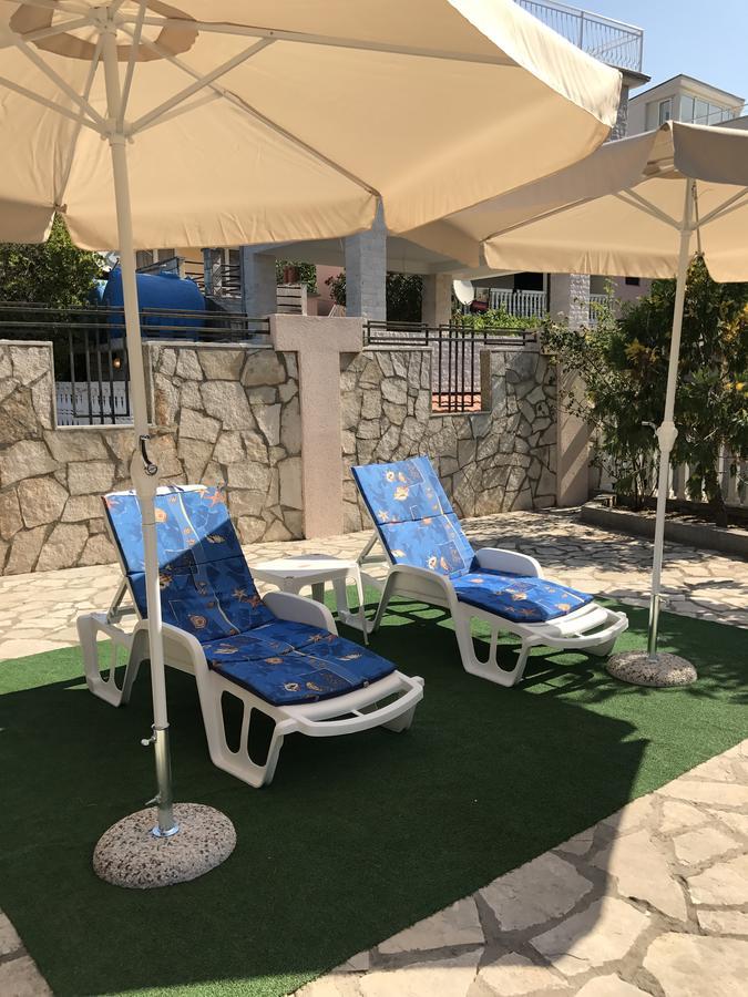 Villa Diana Утеха Екстериор снимка